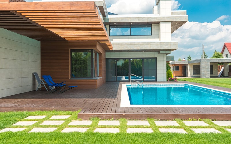 Modern house with swimming pool