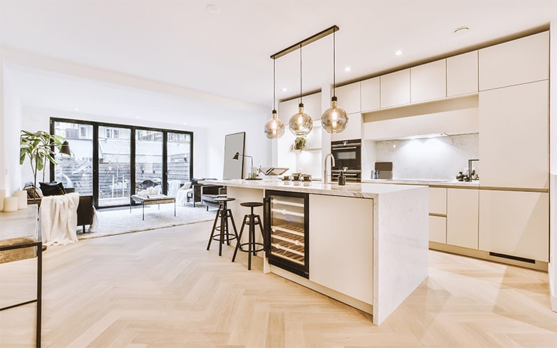 Open kitchen with living room